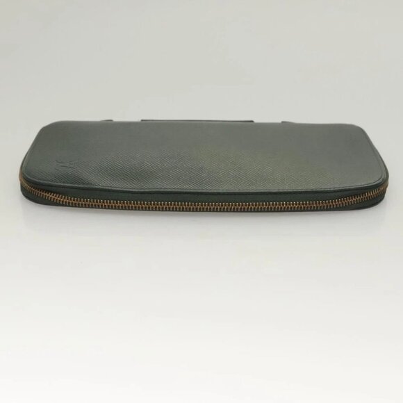 LOUIS VUITTON Taiga Organizer Atholl Travel Case Epicea M30654 LV Auth bs27155 - Picture 12 of 16